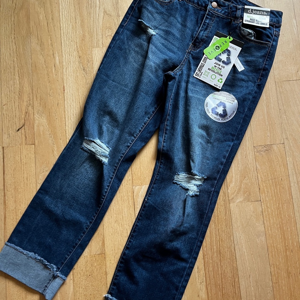NWT D. Jeans women’s Blue Distressed Jeans recycled denim high waist ankle sz 10